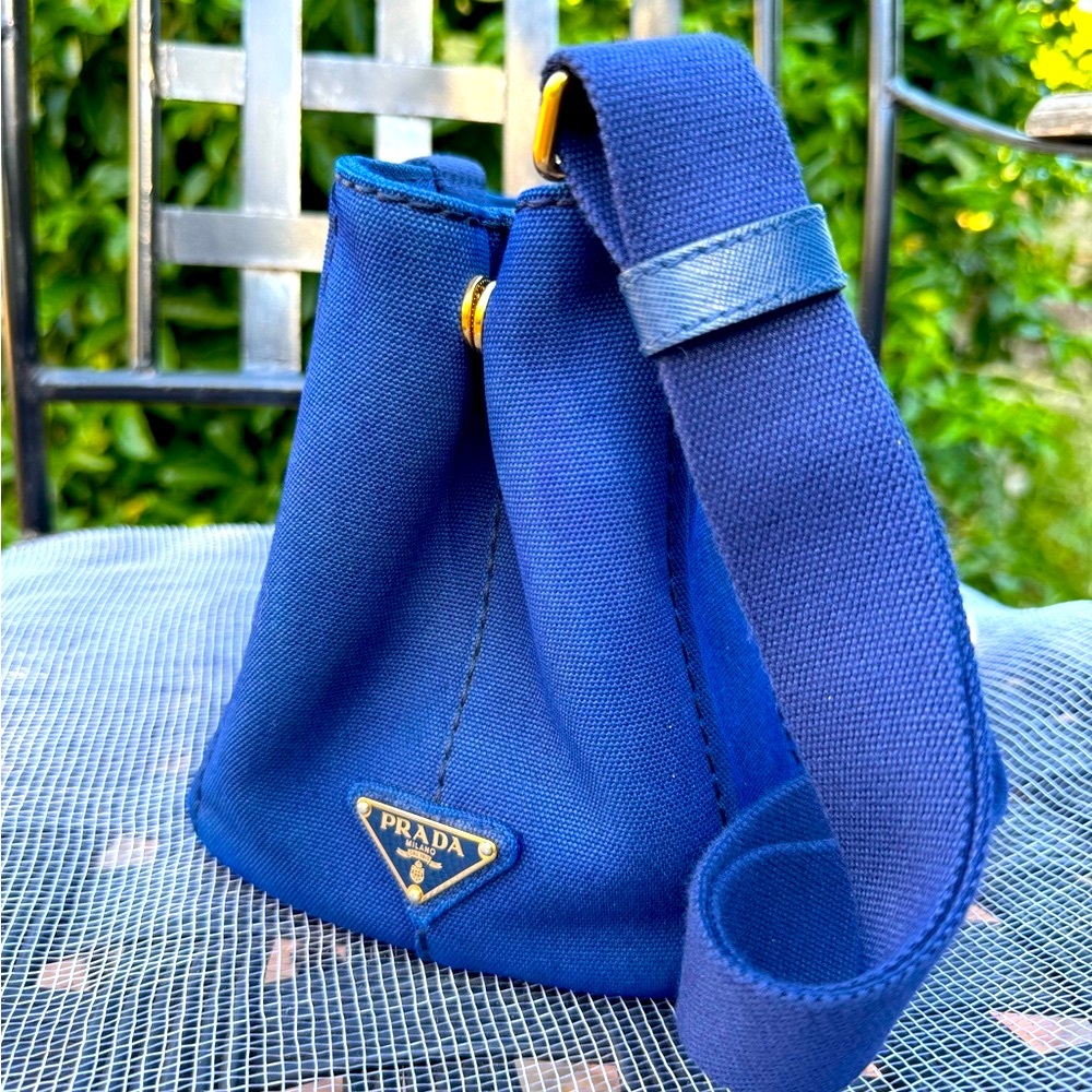 SOLD!! Locally. PRADA small Canapa bag. With COA - Picture 3 of 15